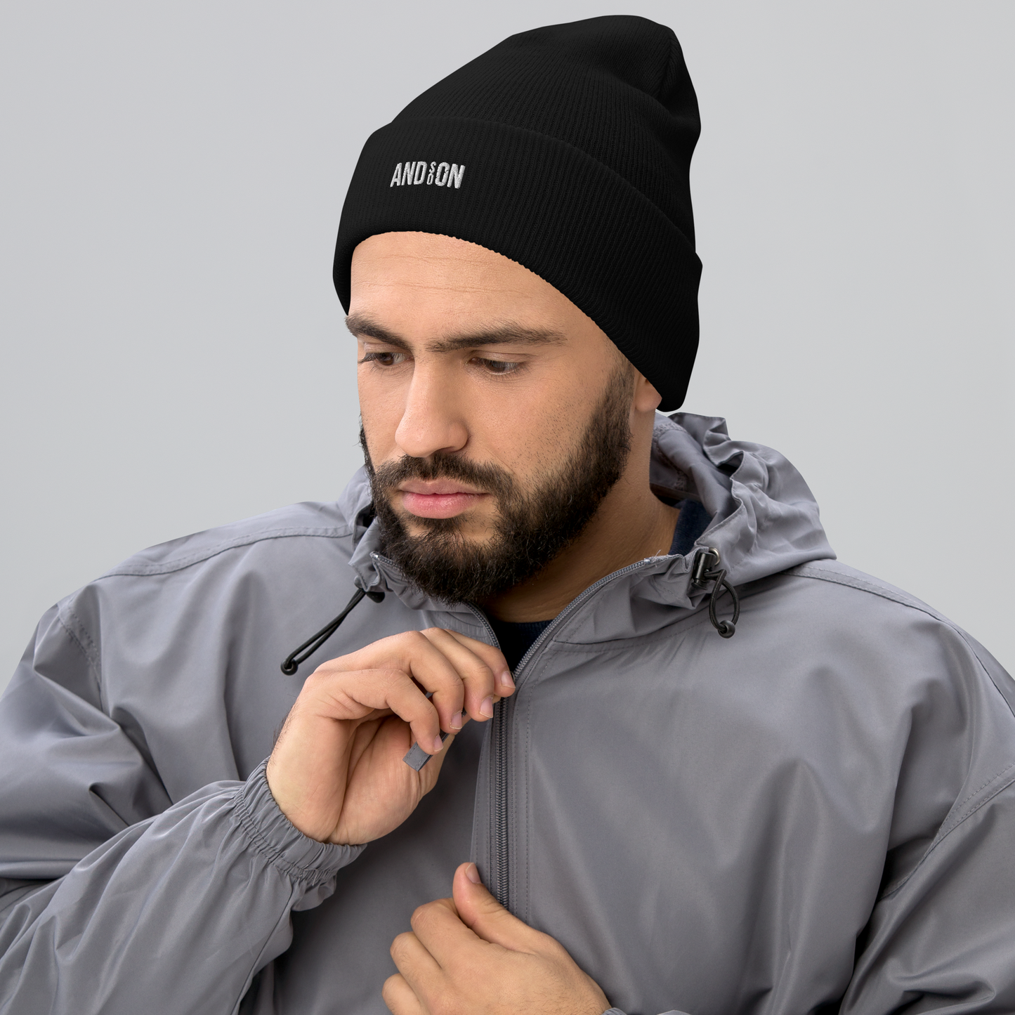 Umgeschlagene Beanie | AND SO ON - gestickt